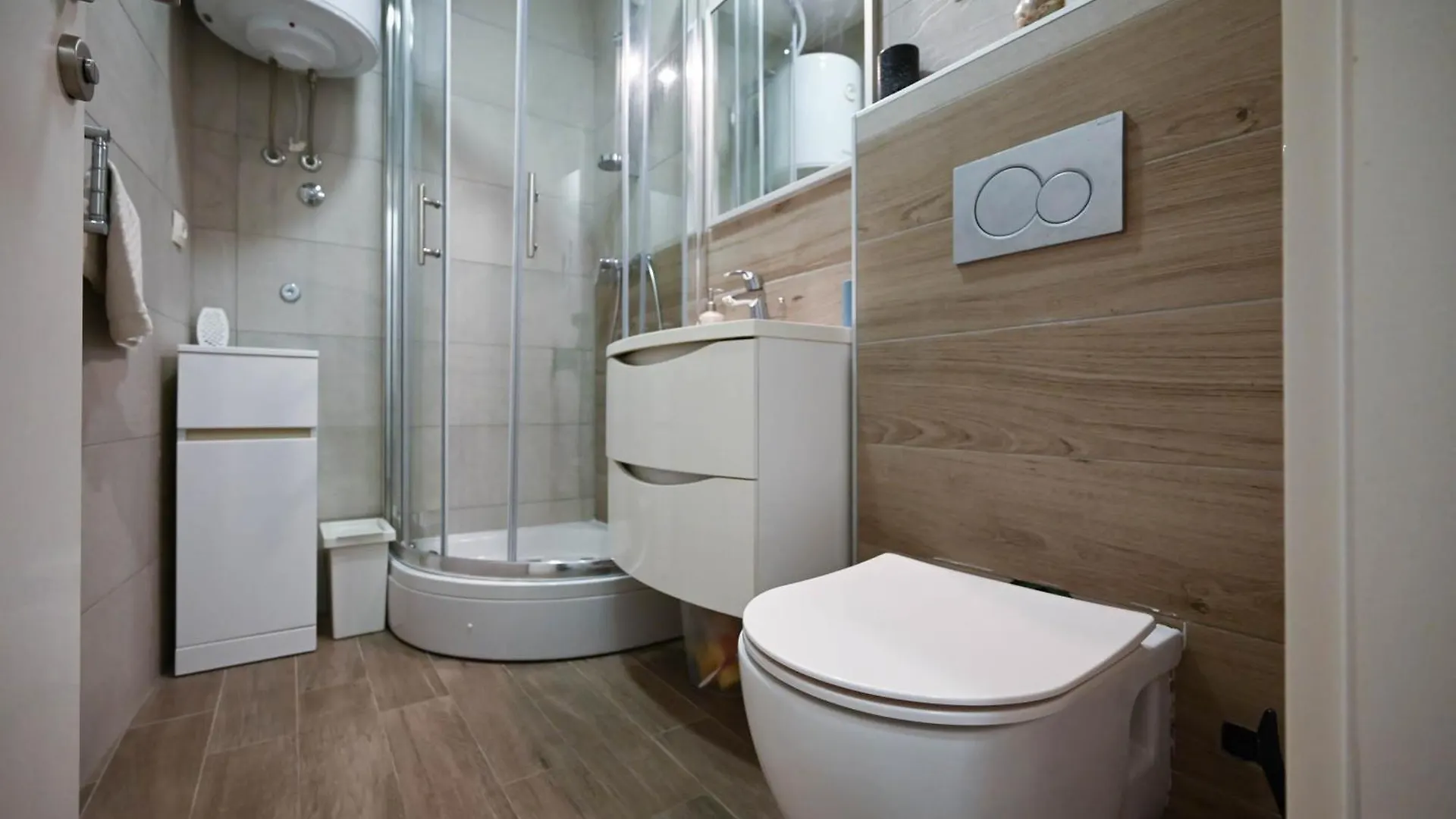 Ana Stylish Suite In Old Town 罗维尼
